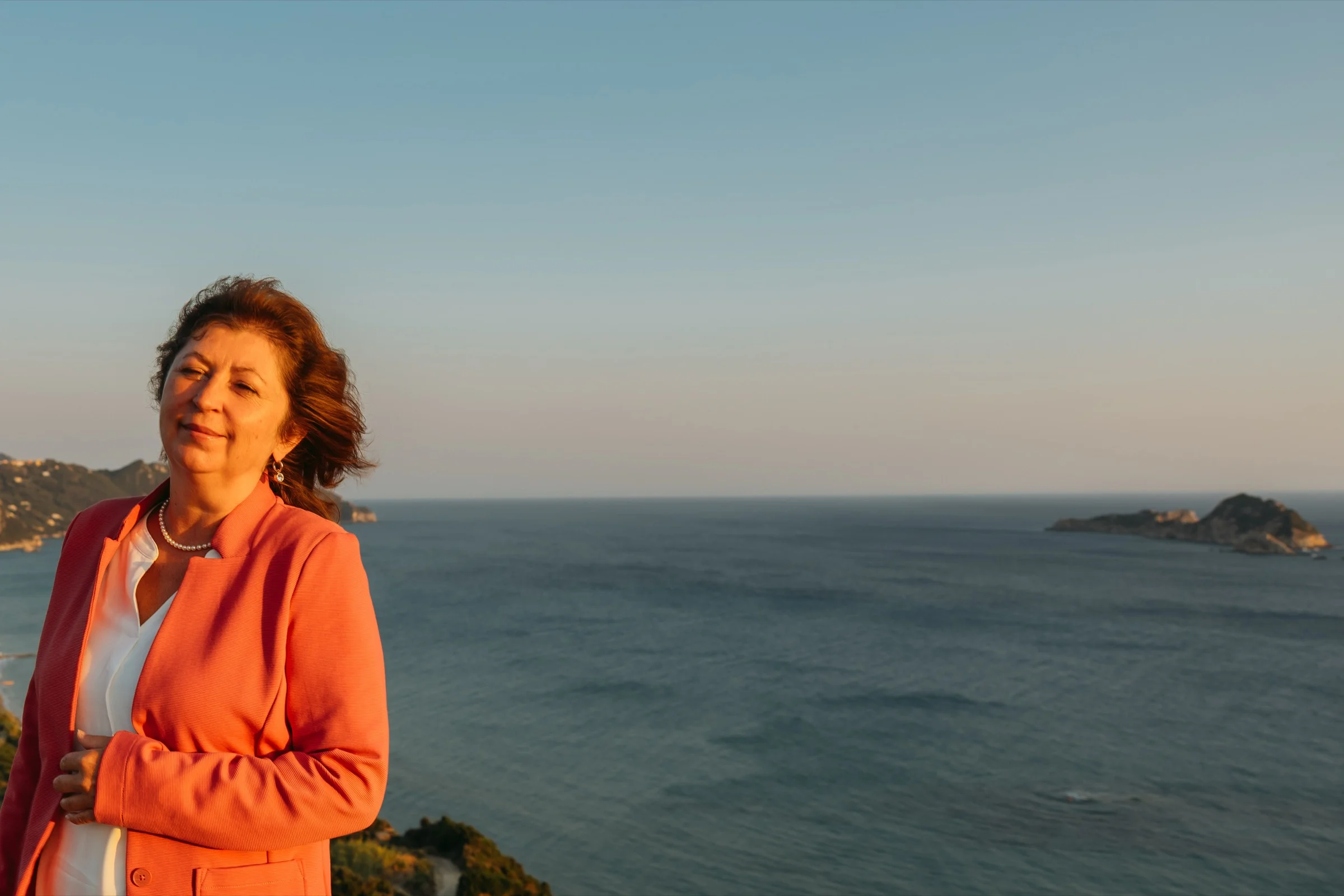 Olga Westerveld vor dem Abendmeer
